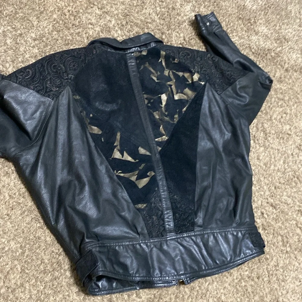 Vintage Nevada Blue Black Cut Design Pattern Leather Jacket Size L - Picture 10 of 12